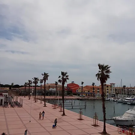 Апартаменты Superbe Vue Port *