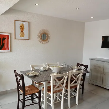 Superbe Vue Port Апартаменты *